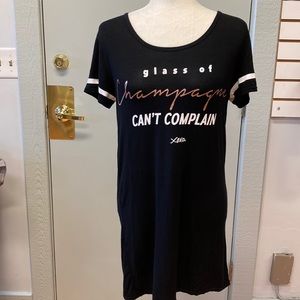 XOXO Glass of Champagne Can’t Complain T Shirt- S